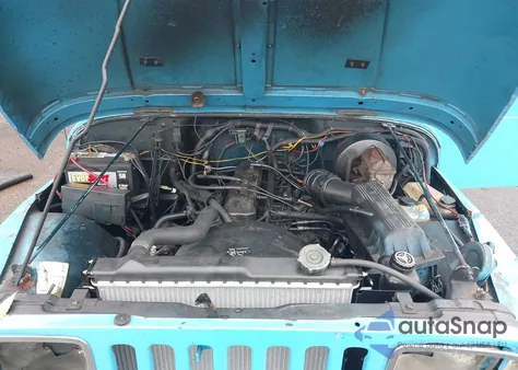 1995 Jeep Wrangler / Yj S/Rio Grande z USA, uszkodzony, nr VIN 1J4FY19P2SP204182